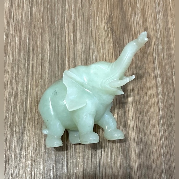 Vintage Pale Green Jade Elephant Trunk up Good Luck Glass Figurine - Picture 3 of 3